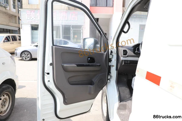 Kama Junhang ES7 3.2T 2-seat 5.265m pure electric panel van 41.932kWh Cab (1) | 86Trucks