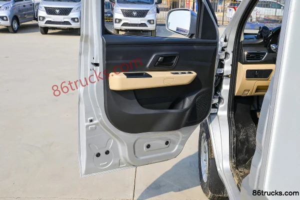 Changan Kuayue Xinbao T3 PLUS 1.6L essence 122 ch 4X2(6 roues) 3,04 m cabine simple fourgon léger (2) | 86Trucks