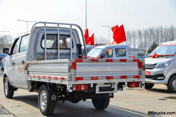 Changan Kuayue Wang X1 Luxury Edition 1.6L 122 hp 4X2(6 wheels) Gasoline 2.2m double-row flatbed mini truck (China VI) (single rear wheel) B