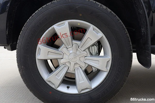 JAC T6 EV 2024 Luxury Edition 2WD Double Row Pure Electric Pickup Truck 65.3kWh Chassis (3) | 86Trucks