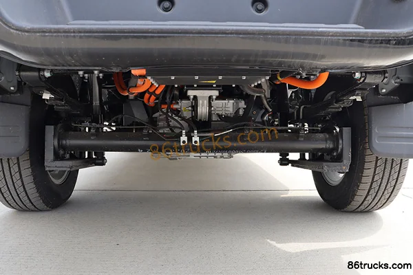 JAC T6 EV 2024 Luxury Edition 2WD Double Row Pure Electric Pickup Truck 65.3kWh Chassis (2) | 86Trucks