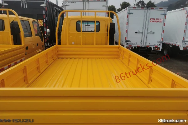 Isuzu 100P 120 ch 4X2(6 roues) 3,235 m double cabine camion porteur à ridelles (China VI) Carrosserie (1) | 86Trucks