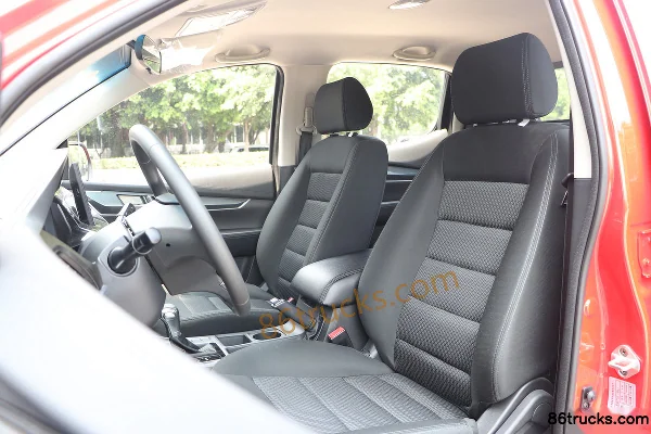 Qingling Isuzu Daka TAGA 2024 Luxury Edition 3.0T Diesel 150 hp 4WD Automatic Double Row Van Pickup Truck Chassis (3) | 86Trucks