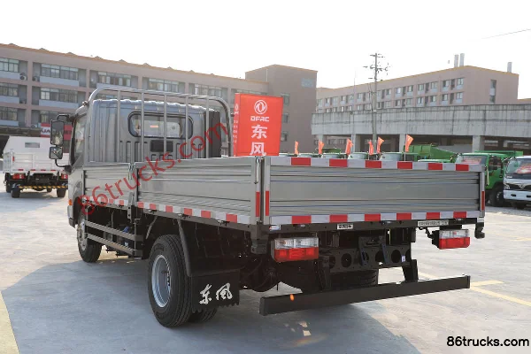 Dongfeng Furui Ka F6 155 hp 4X2(6 wheels) 4.2m single-row flatbed light truck Body (2) | 86Trucks