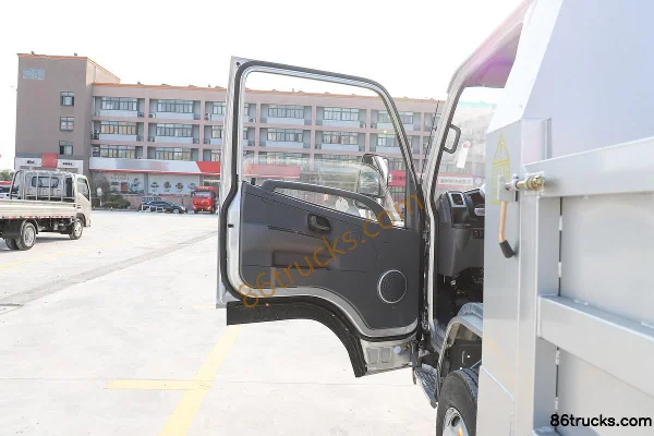 Dongfeng Furui W15 102 hp 4X2(6 wheels) 3.05m Dump Truck Cab (1) | 86Trucks