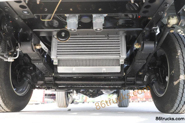 Dongfeng Furui W15 102 hp 4X2(6 wheels) 3.05m Dump Truck Chassis (1) | 86Trucks