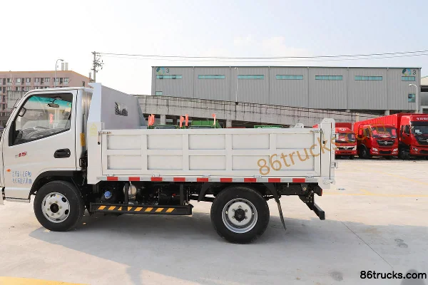 Dongfeng Furui W15 102 hp 4X2(6 wheels) 3.05m Dump Truck Body (1) | 86Trucks