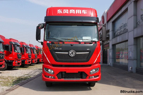 Dongfeng Commercial Vehicle Tianjin KR PLUS Comfort Edition 300 hp 4X2(6 wheels) 6.8m Stake Cargo Truck (High Roof Triple Sleeper) Exterior