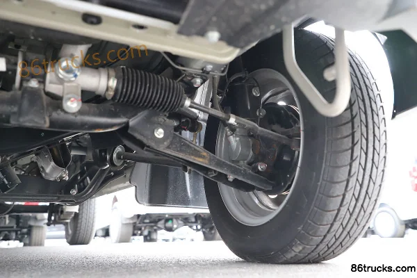Jinbei Xiaohai Shi X30 110hp 1.5L Gasoline 2-Seat Enclosed Cargo Van Chassis (3) | 86Trucks