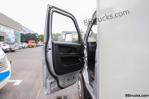 SRM Jinka S6 1.6L 123hp 4X2(6 wheels) gasoline 3.69m single-row van mini truck Cab (1) | 86Trucks