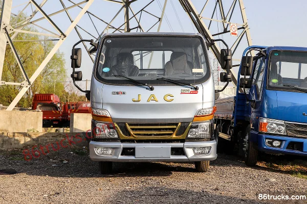 JAC Junling Jinyuanbao 95ch 4X2(6 roues) 3.7m single-row flatbed light truck Extérieur (2) | 86Trucks