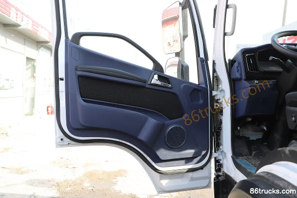FAW Jiefang Tiger 6G 4.5T 4.05m Single Row Plug-in Hybrid Refrigerated Truck 13.616kWh 4X2(6 wheels) Cab (2) | 86Trucks