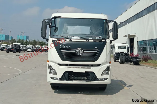 Dongfeng Commercial Vehicle Tianlong KL 340hp 6X4(10 wheels) power truck chassis Exterior (2) | 86Trucks
