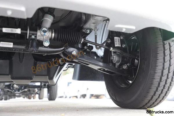 Dongfeng C31S 2025 LV0 1.6L 122 hp 4X2(6 wheels) gasoline 3.05m single-row stake micro truck Chassis (3) | 86Trucks