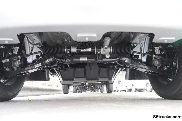 Dongfeng C31S 2025 LV0 1.6L 122 hp 4X2(6 wheels) gasoline 3.05m single-row stake micro truck Chassis (1) | 86Trucks