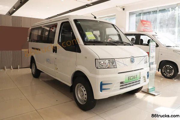 Dongfeng EC36Ⅱ 2.2T 4.5m electric light bus 41.86kWh Exterior