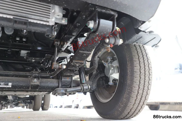 Dongfeng D72 LV1 2.0L 142hp 4X2(6 wheels) Gasoline 2.61m Double Row Van Truck (China VI) Chassis (3) | 86Trucks