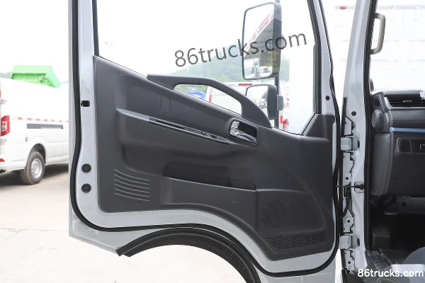 Dongfeng EV350 PRO 4.5T 4.2m Single Row Pure Electric Van Light Truck 98.04kWh 4X2(6 wheels) Interior (2) | 86Trucks