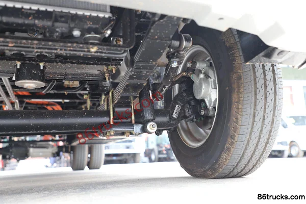 Dongfeng EV150 3.5T 3.5m Single Row Pure Electric Stake Light Truck 55.7kWh 4X2(6 wheels) Chassis (3) | 86Trucks