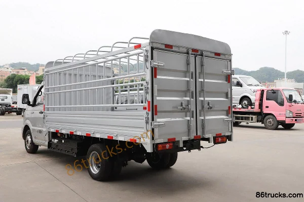 Dongfeng EV150 3.5T 3.5m Single Row Pure Electric Stake Light Truck 55.7kWh 4X2(6 wheels) Body (3) | 86Trucks