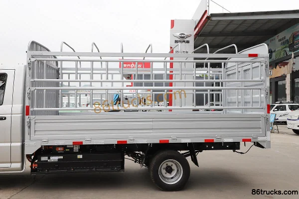 Dongfeng EV150 3.5T 3.5m Single Row Pure Electric Stake Light Truck 55.7kWh 4X2(6 wheels) Body (1) | 86Trucks