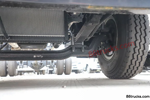 Foton Ollin Big Bee MINI Pro 170 hp 4X2(6 wheels) 6.15m Single Row Box Cargo Truck (ZF 6-speed) Chassis (3) | 86Trucks