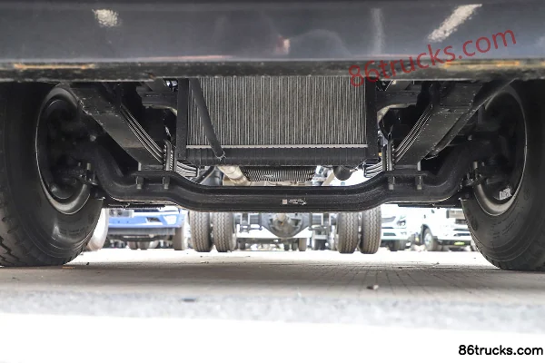 Foton Ollin Big Bee MINI Pro 170 hp 4X2(6 wheels) 6.15m Single Row Box Cargo Truck (ZF 6-speed) Chassis (1) | 86Trucks