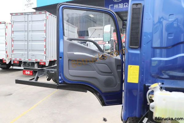 Foton Aoling Huangfeng MINI 170hp 4X2(6 wheels) 5.15m single-row van cargo truck Cab (1) | 86Trucks