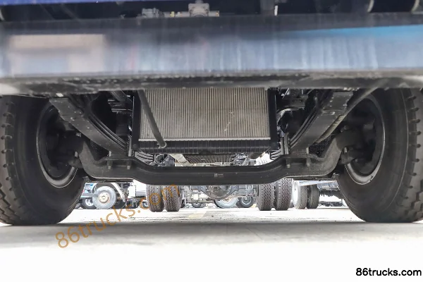 Foton Aoling Huangfeng MINI 170hp 4X2(6 wheels) 5.15m single-row van cargo truck Chassis (1) | 86Trucks