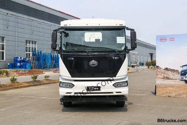 BYD T31 31T 8X4(12 wheels) 6.8m³ Electric Concrete Mixer Truck 355kWh Exterior (2) | 86Trucks