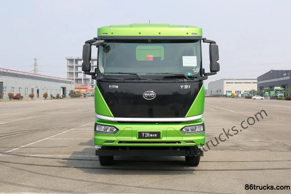 BYD T31 31T 8X4(12 wheels) 5.6m Pure Electric Dump Truck 355kWh Exterior (2) | 86Trucks