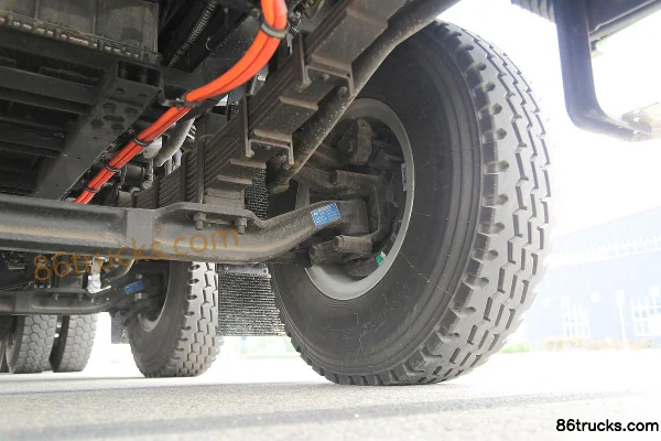 BYD T31 31T 8X4(12 wheels) 5.6m Pure Electric Dump Truck 355kWh Chassis (3) | 86Trucks