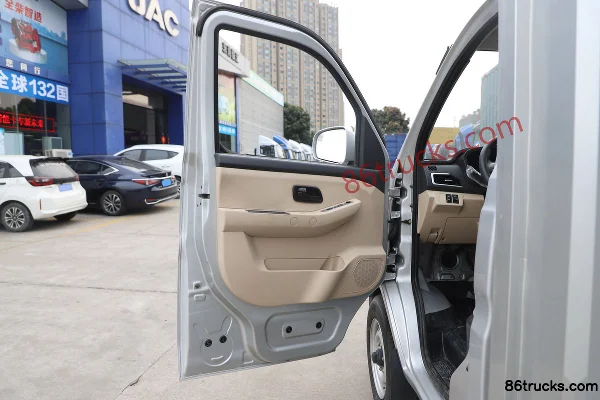 JAC Micro Truck Duomi 2.84T 3.035m Single Row Pure Electric Box Micro Truck 42kWh 4X2(6 wheels) Interior (1) | 86Trucks