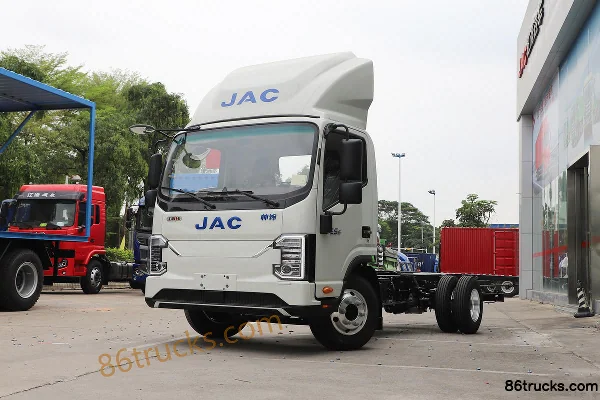 JAC Shuailing ES6 4.5T 4.15m single-row pure electric van light truck 86.55kWh 4X2(6 wheels) Exterior (3) | 86Trucks