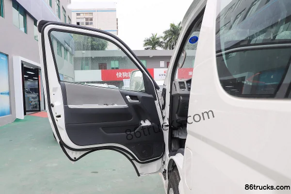 Tuyano Fengjing G7 2024 Commercial Edition 5-Seat Pure Electric Long Wheelbase Flat Roof Panel Van CATL 53.58kWh Cab (1) | 86Trucks