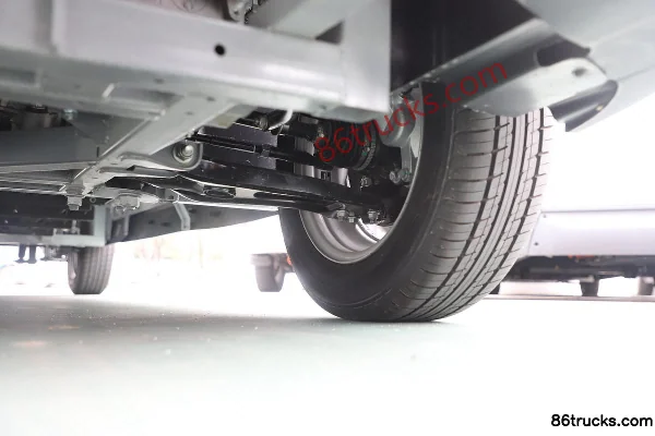 Tuyano Qian Duo Duo 4.995m Electric Panel Van Yiwei 41.86kWh Chassis (3) | 86Trucks