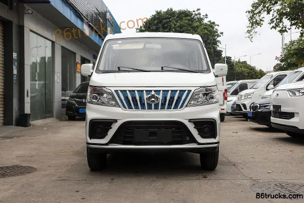 Changan Ruixing EM80 2023 5 places 4,805 m fourgon fermé électrique pur toit plat portes battantes arrière 41,932 kWh Extérieur (2) | 86Truc