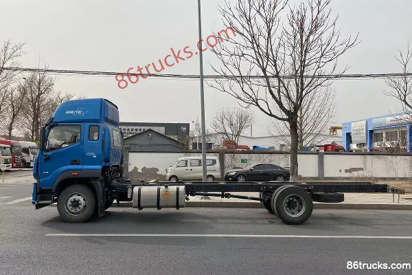 Foton Auman Planet 270hp 4X2(6 wheels) power supply truck chassis Exterior (3) | 86Trucks