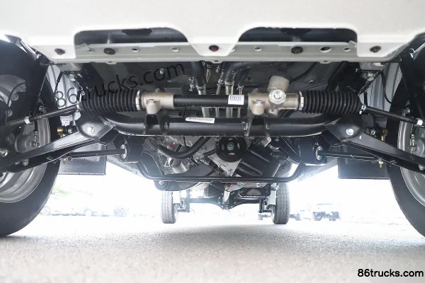 Jinbei Jinka S3 2024 version confort 1,6 L 123 ch 4X2(6 roues) essence micro-camion à double ridelles 2,6 m Châssis (1) | 86Trucks