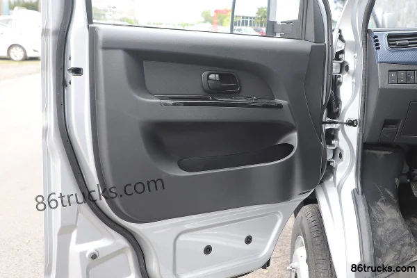 SRM Jinka S6 Standard Edition 2L 130 hp 4X2(6 wheels) CNG 3.855m Single Row Flatbed Mini Truck Cab (2) | 86Trucks