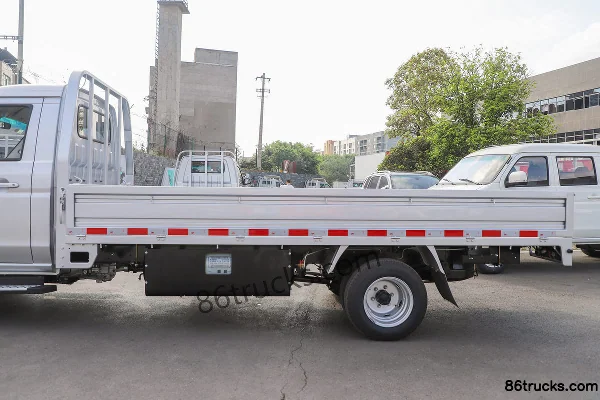 SRM Jinka S6 Standard Edition 2L 130 hp 4X2(6 wheels) CNG 3.855m Single Row Flatbed Mini Truck Body (1) | 86Trucks