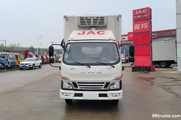 JAC Junling V5 129 ch 4X2(6 roues) camion frigorifique 4,03 m (boîte 6 vitesses Xingrui) Extérieur