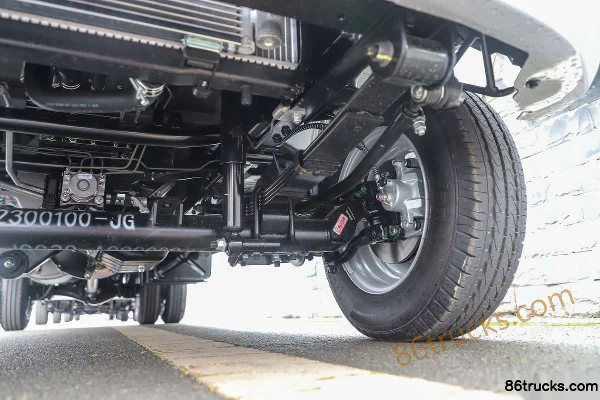 SRM Xinyuan Jinka S1 2024 Model Standard Edition 1.6L 124 hp 4X2(6 wheels) Gasoline 2.55m Double Row Flatbed Mini Truck Chassis (3) | 86Truc
