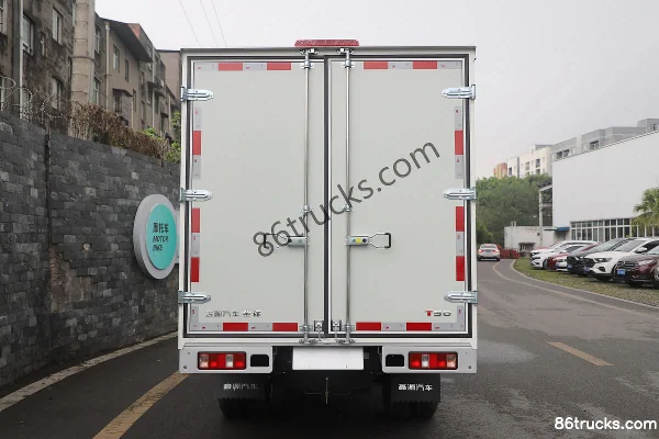 Jinbei T5 Standard Type 1.6L 123 hp 4X2(6 wheels) gasoline 3.4m single-row box mini truck Body (1) | 86Trucks