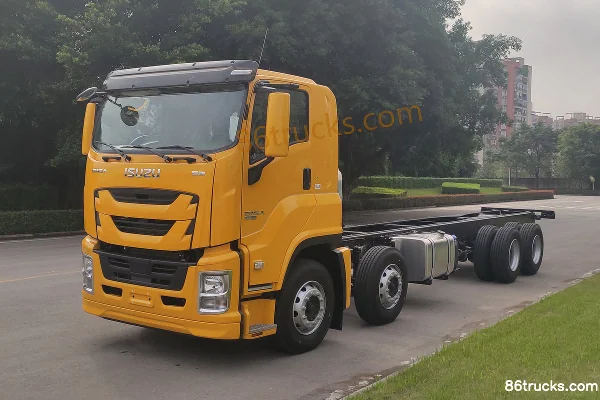 Qingling Isuzu Giga VC66 350 hp 8X4(12 wheels) Power Truck Chassis Exterior (3) | 86Trucks