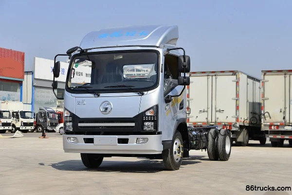 SHACMAN Commercial Vehicle Delong G1 155 hp 4X2(6 wheels) 4.06m refrigerated truck (Fast Gear 8-speed) Exterior (3) | 86Trucks