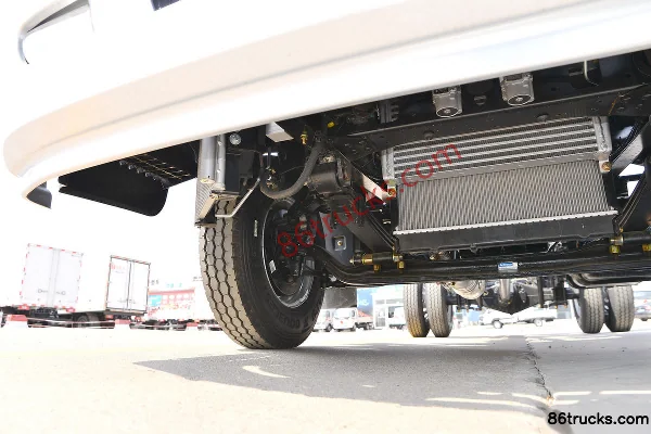 SHACMAN Commercial Vehicle Delong G1 155 hp 4X2(6 wheels) 4.18m single-row flatbed light truck Chassis (2) | 86Trucks