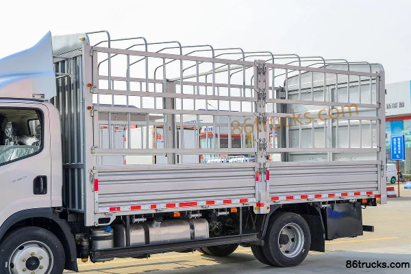 FAW Jiefang Lingtu 160 ch 4X2(6 roues) camion léger à ridelles 4,21 m cabine simple (WLY) Carrosserie (1) | 86Trucks