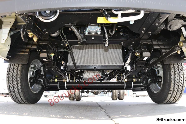 Lanqing Auto Ling R 1.6L 122hp 4X2(6 wheels) Gasoline 3.7m Single Row Van Mini Truck Chassis (1) | 86Trucks