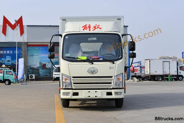 FAW Jiefang Hu VR 110 hp 4X2(6 wheels) 3.78 m semi-row van light truck (China VI) Exterior (2) | 86Trucks